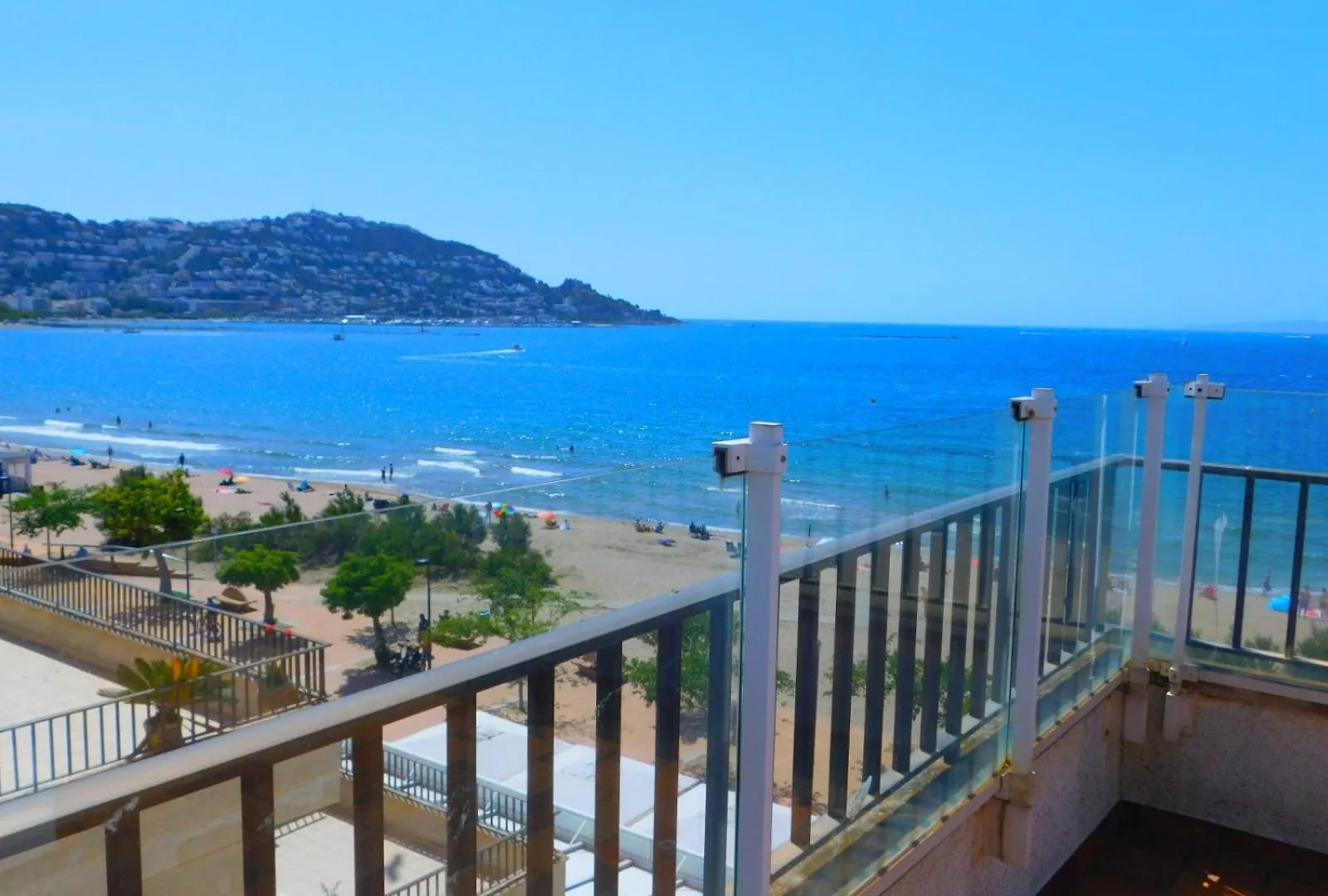 Gmid Immo Apartamento Castell Joncar 3 Roses