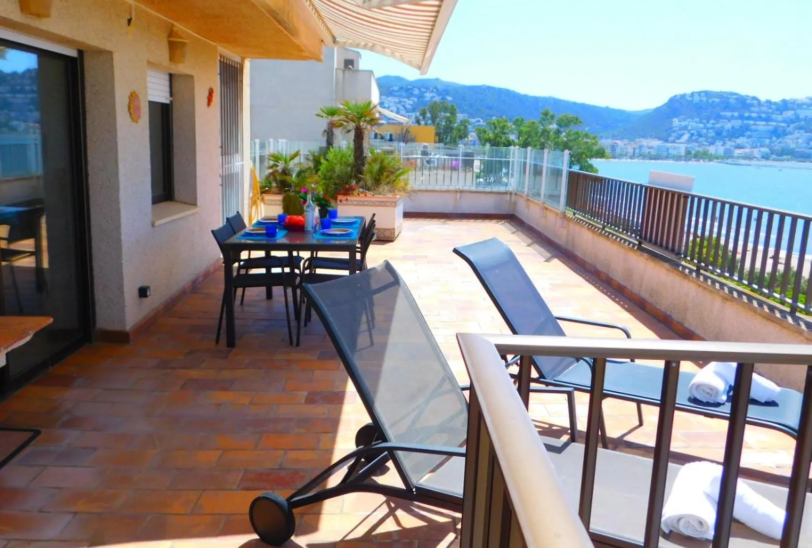 Gmid Immo Apartamento Castell Joncar 3 Roses